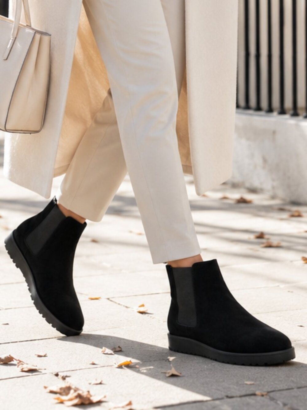 Amalfi by Rangoni Black Suede Chelsea Ankle Boots Made in Italy Size 10 M